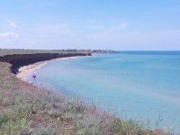 Продам 3 земельных пая общ площадью 22.5га в Крыму Черноморский район.